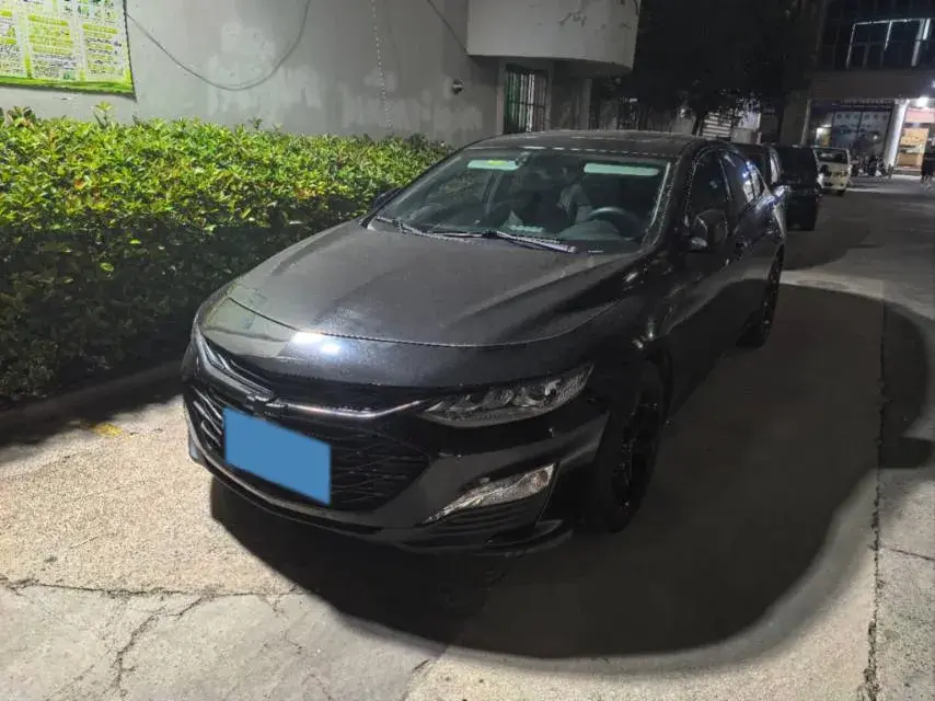 2021 CHEVROLET MALIBU view 1