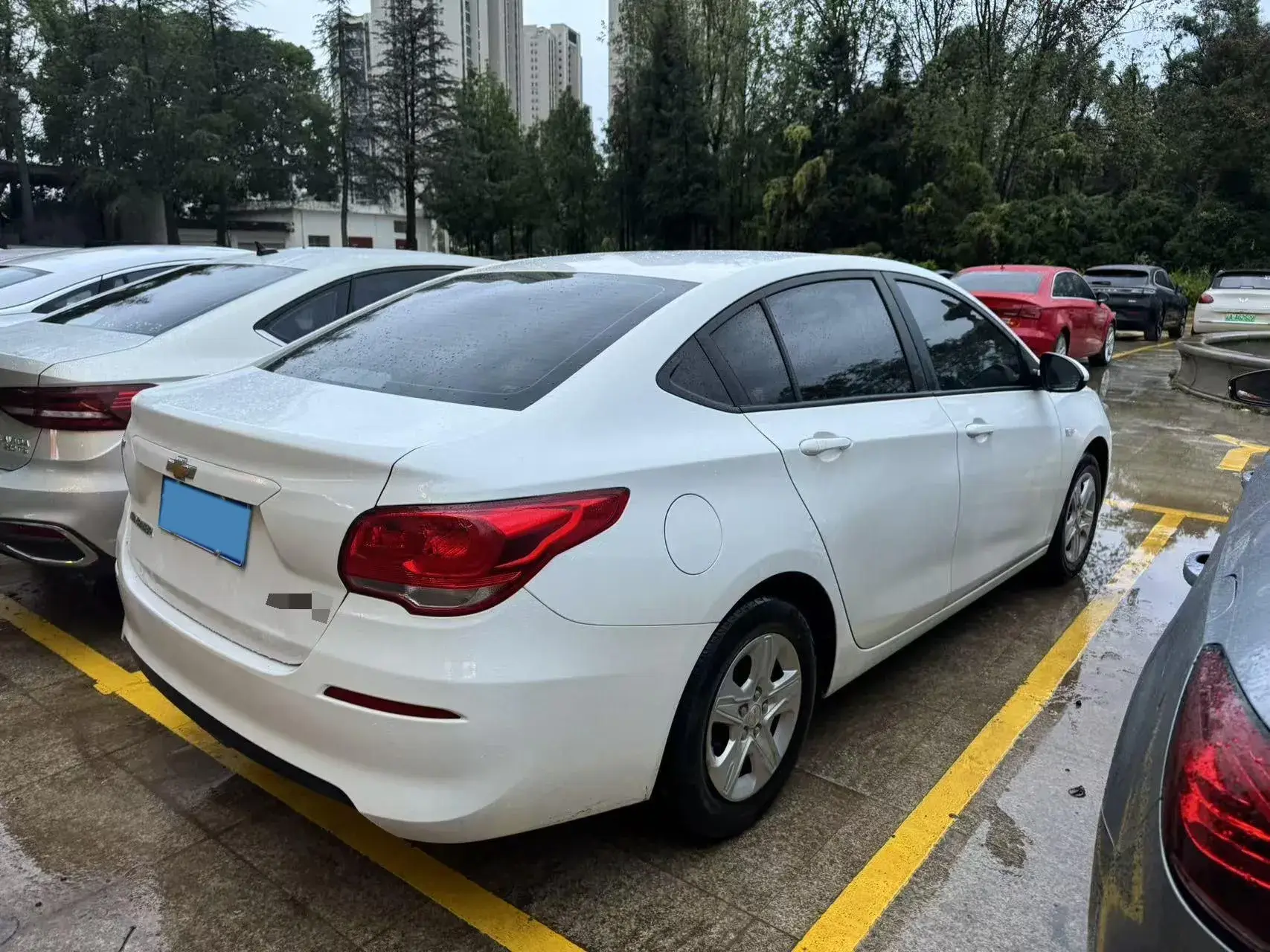 2019 CHEVROLET CAVALIER thumbnail 4