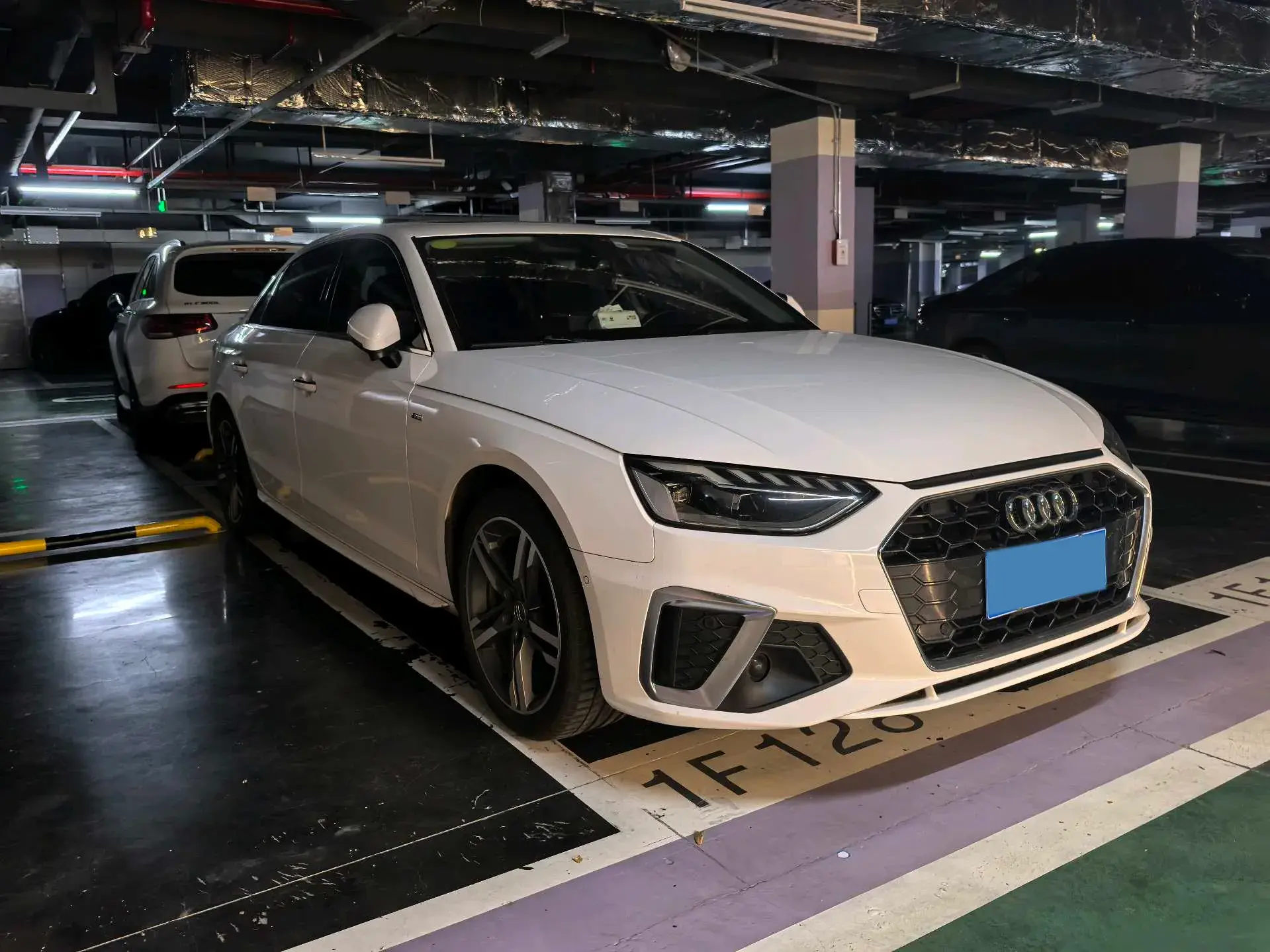 2020 AUDI A4L thumbnail 3