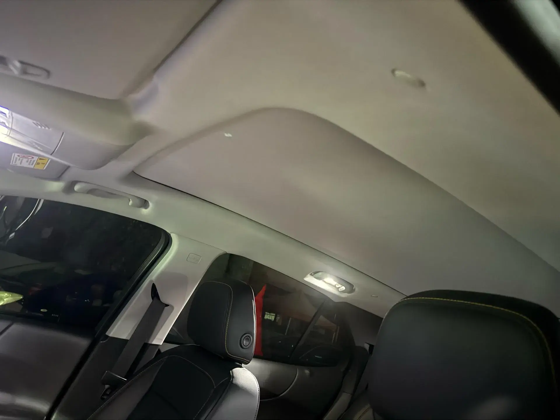 2021 CHEVROLET EQUINOX thumbnail 4