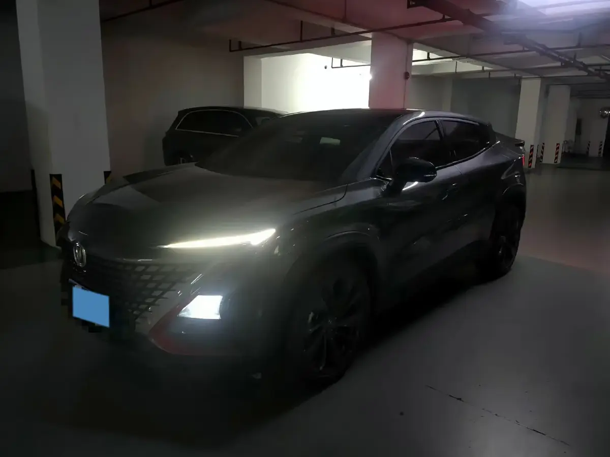 2021 ChangAn UNI-T 1.5T 180HP L4 7DCT