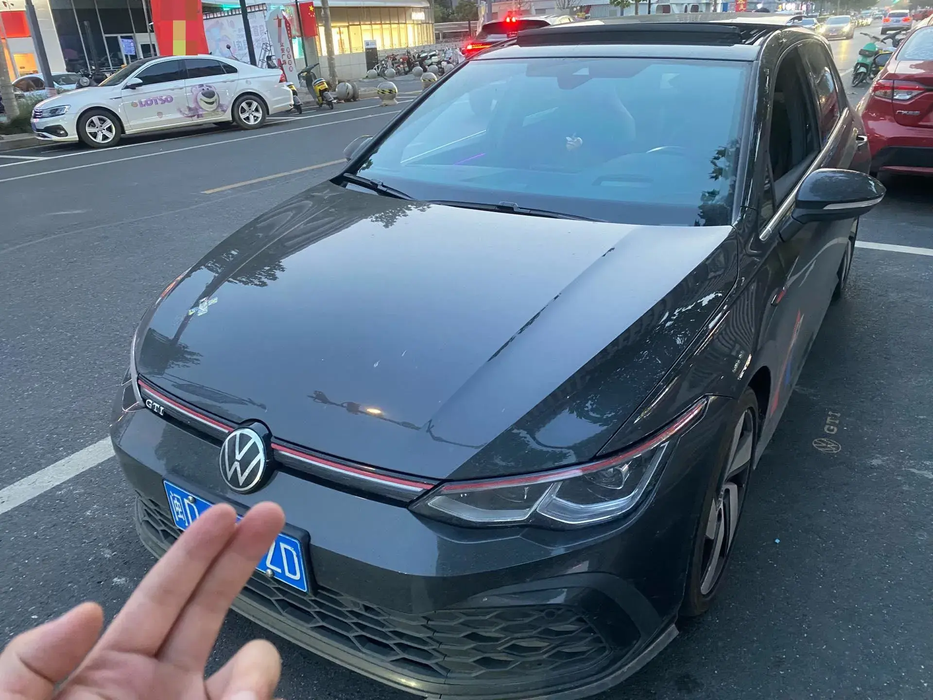 2023 VOLKSWAGEN GOLFGTI view 1