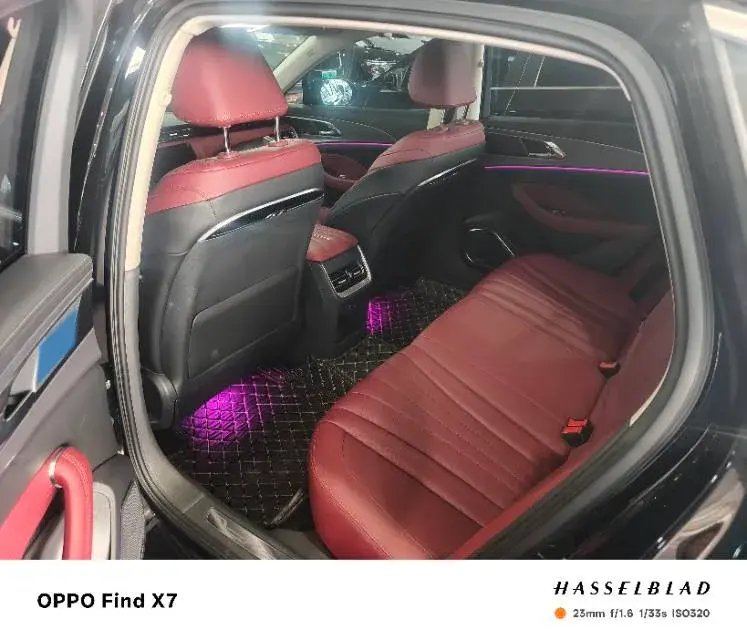 2023 HONGQI H5 thumbnail 3