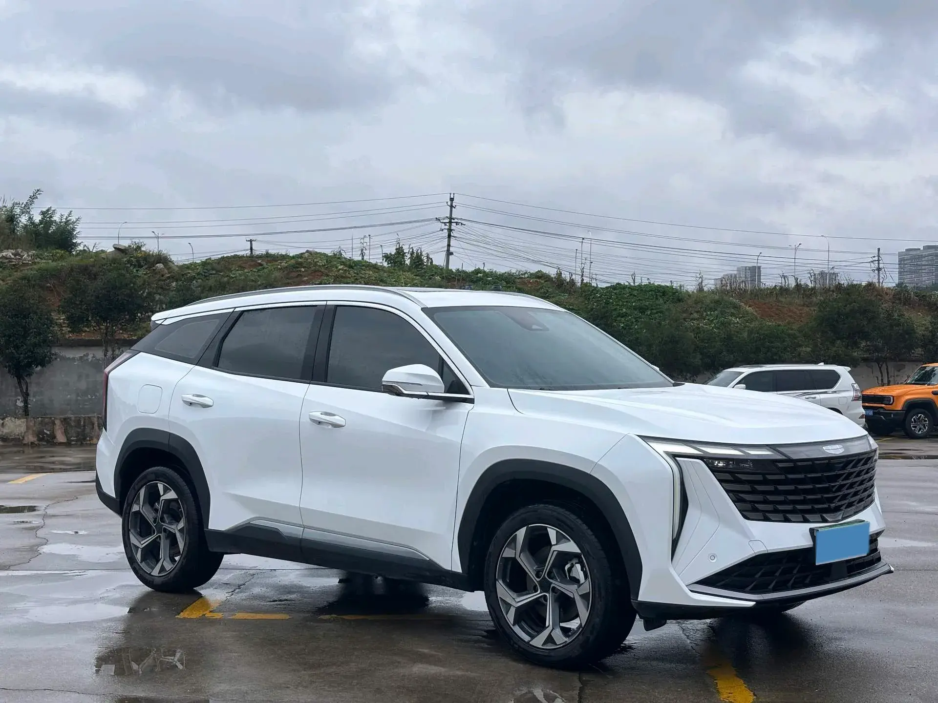 2024 GEELY STARRAY thumbnail 3