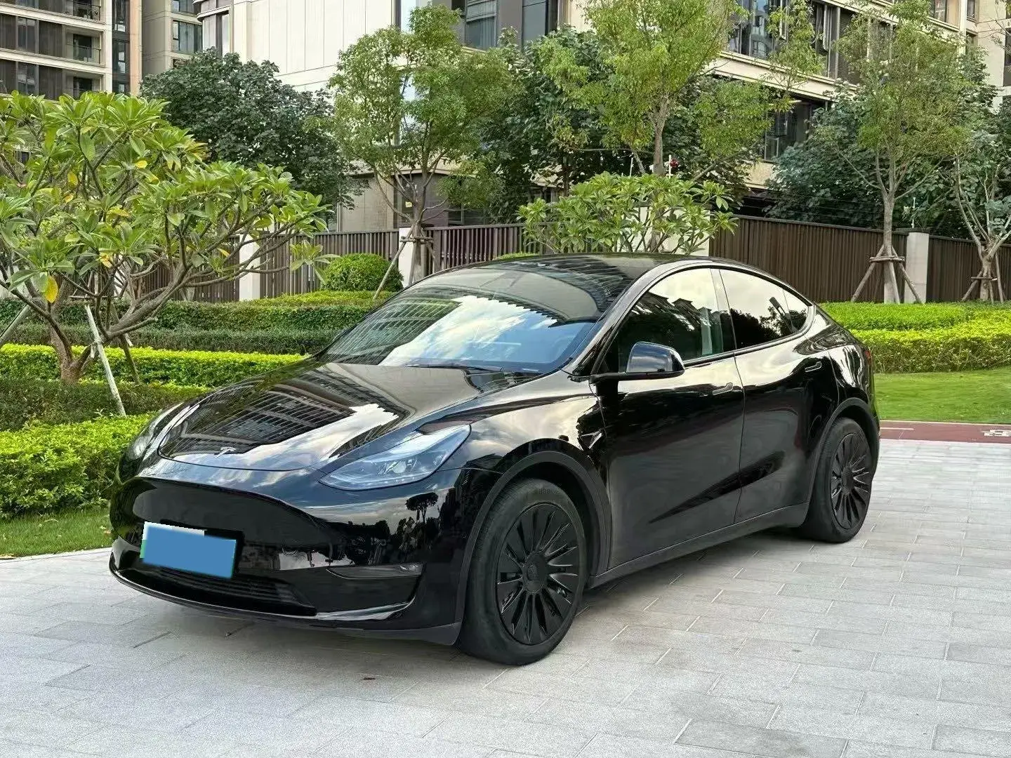2021 TESLA MODEL view 1