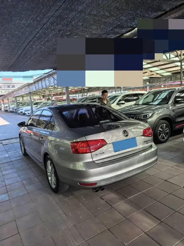 2018 VOLKSWAGEN SAGITAR thumbnail 4