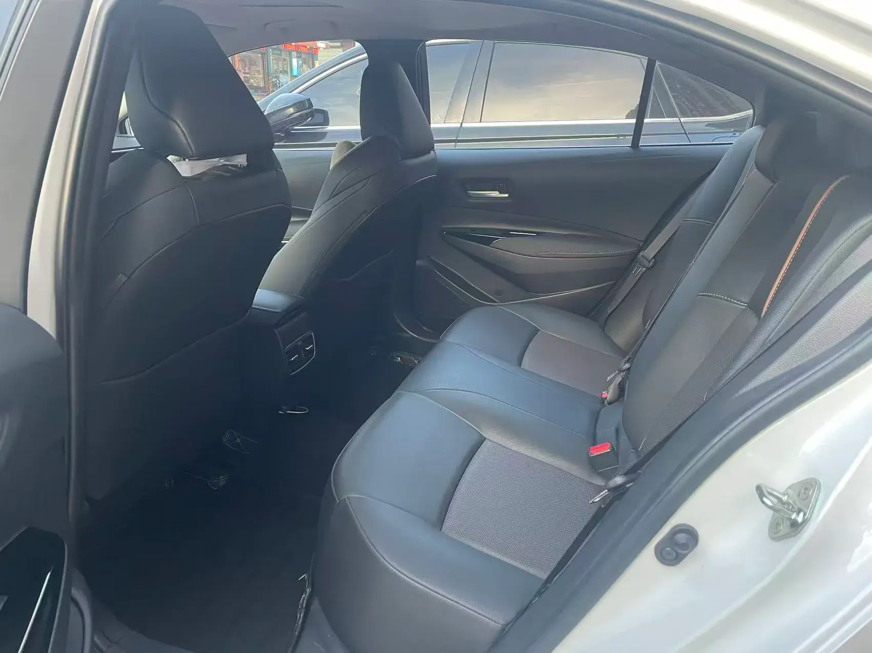 2021 TOYOTA PAPTOR thumbnail 4