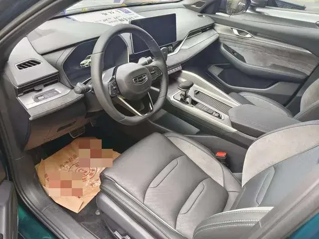 2023 GEELY PREFACE thumbnail 3