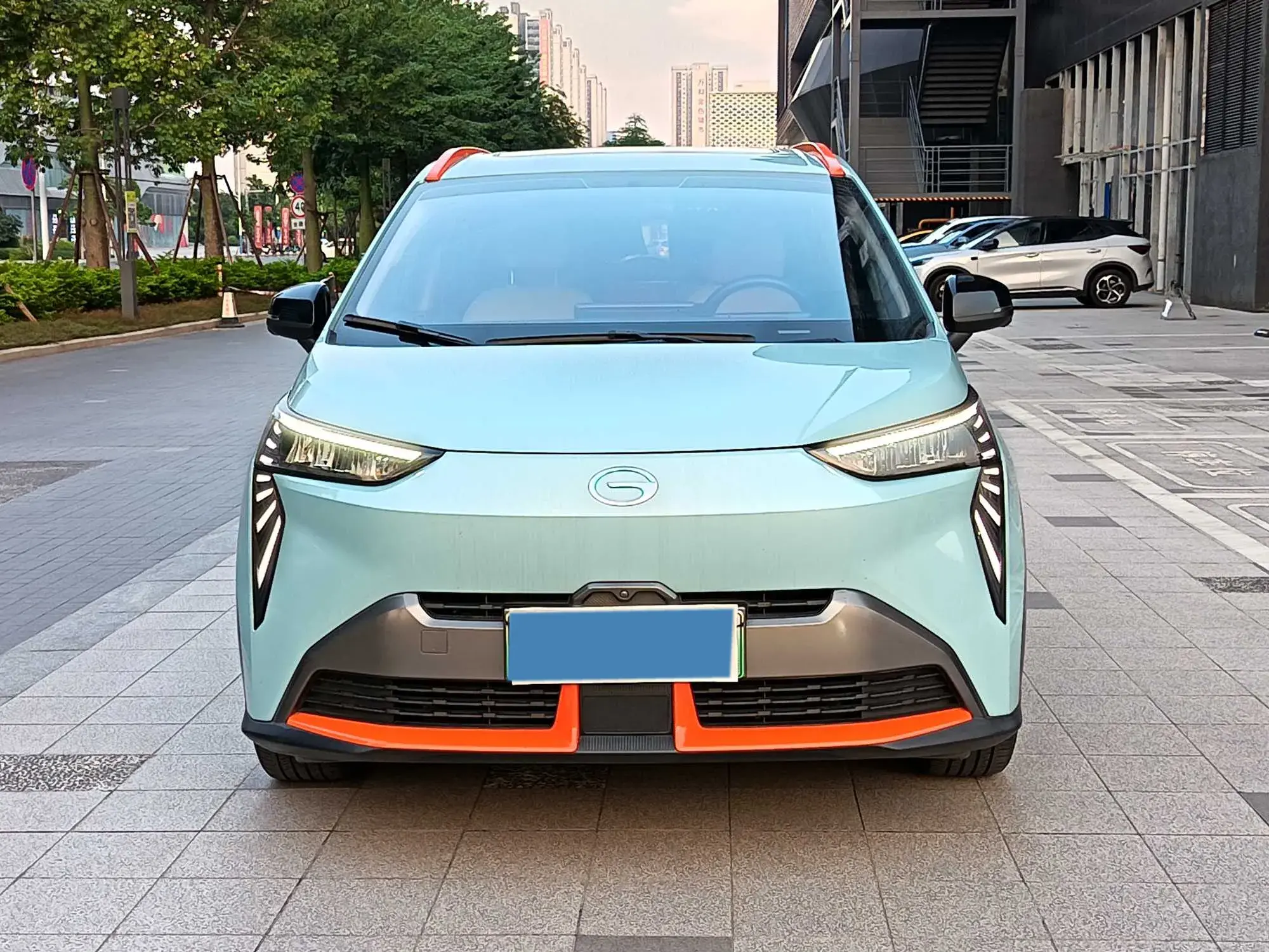 2021 AION Y thumbnail 2