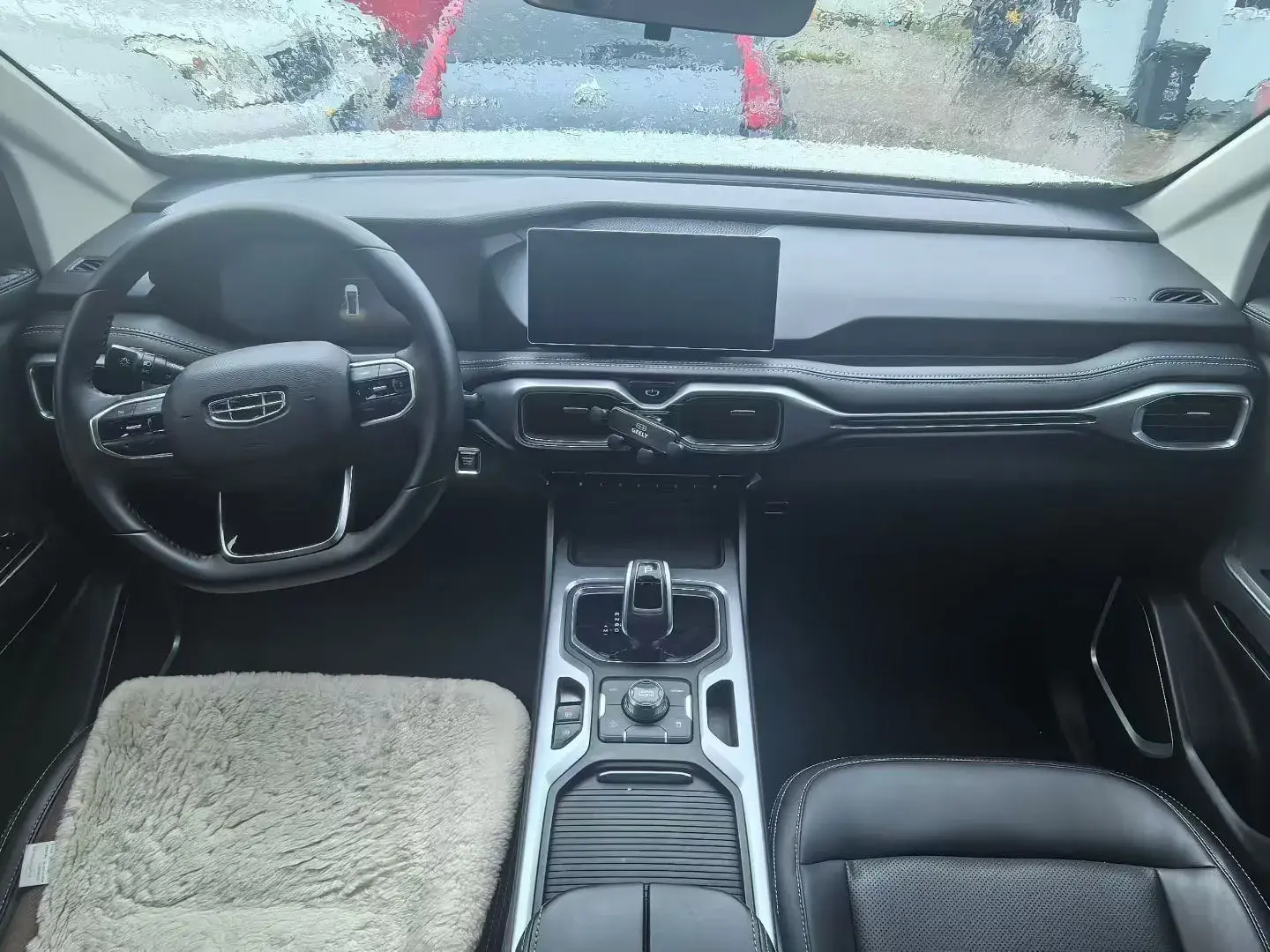 2020 GEELY OKAVANGO thumbnail 4