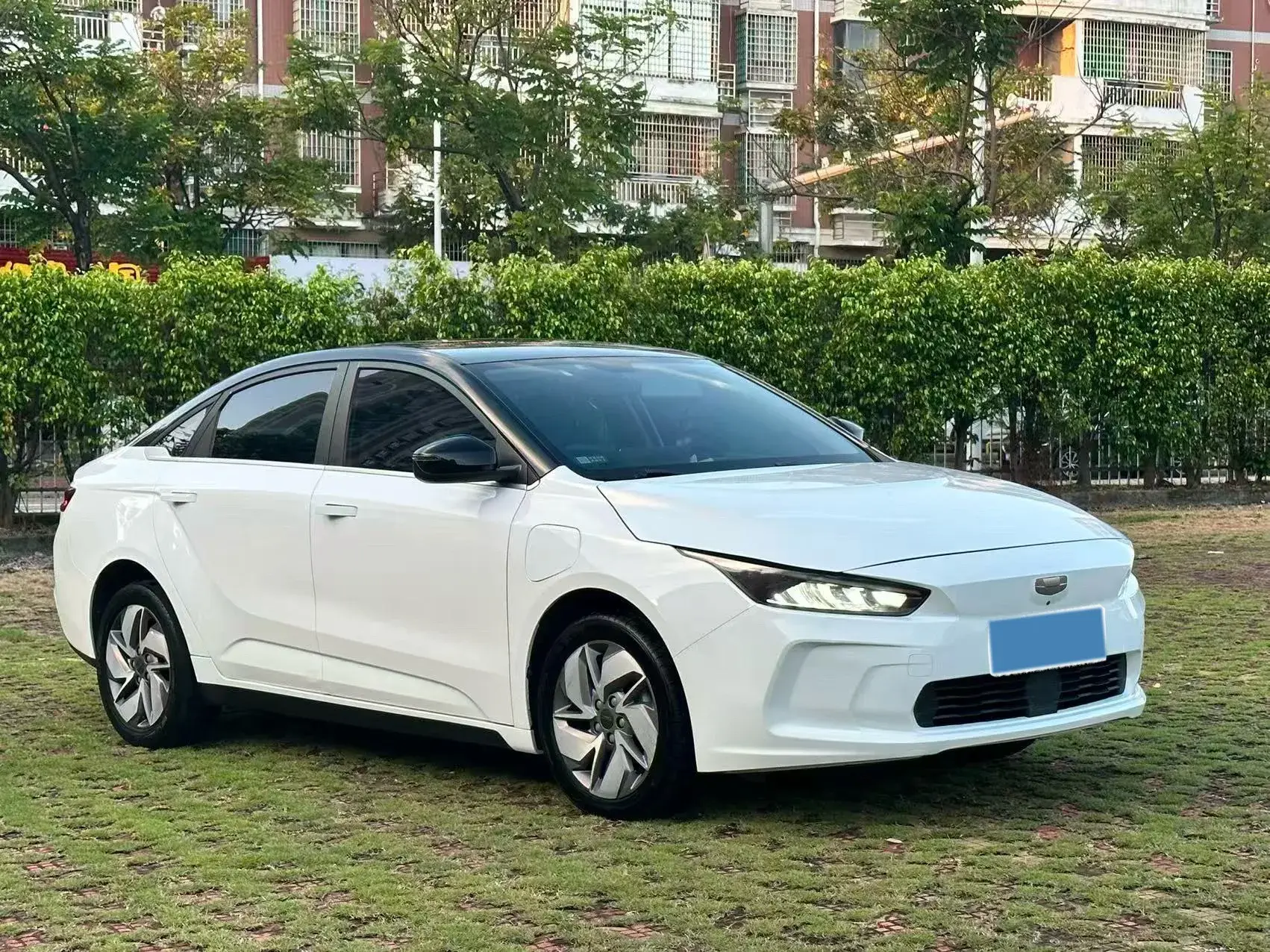 2021 GEOMETRY A thumbnail 3