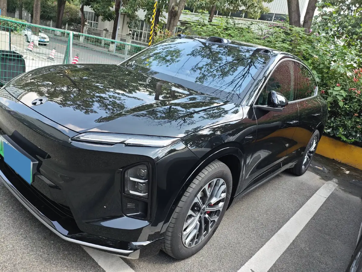 2025 NIO EC6 BEV