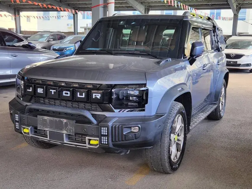 2023 Jetour Traveller 2.0T 254HP L4 8AT