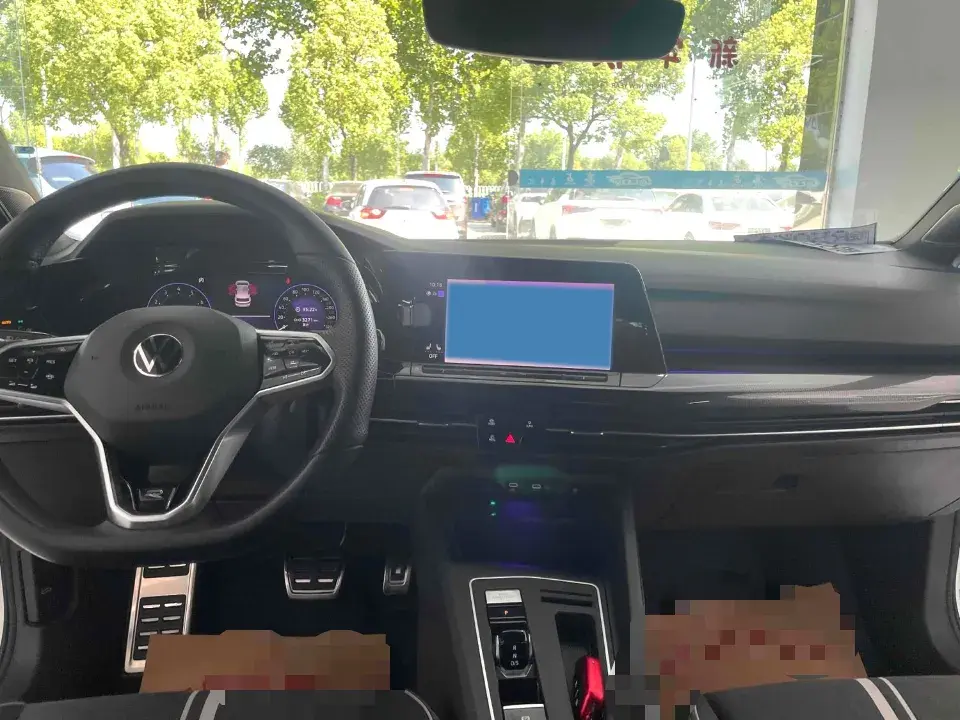 2021 VOLKSWAGEN GOLF thumbnail 4