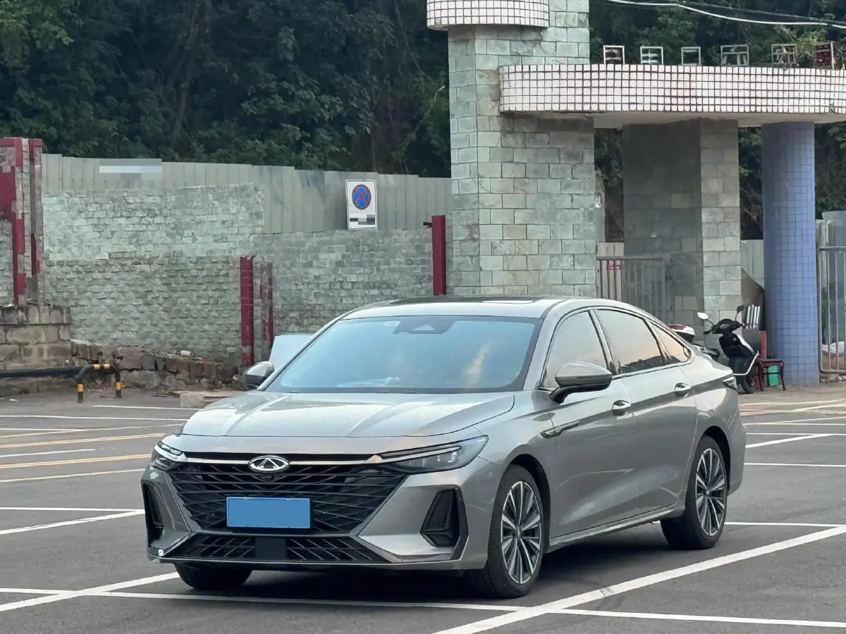 2023 Chery Arrizo 8 2.0T 254HP L4 7DCT