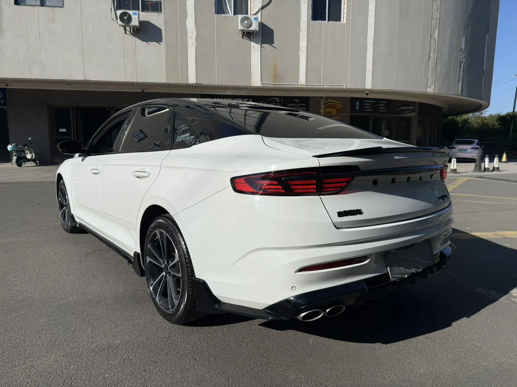 2023 GEELY PREFACE thumbnail 4