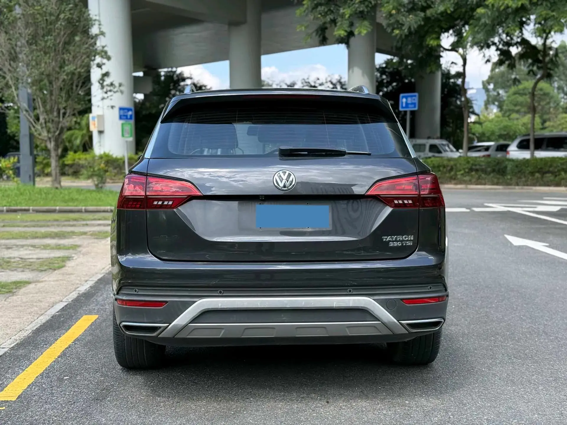 2019 VOLKSWAGEN TAYRON thumbnail 4