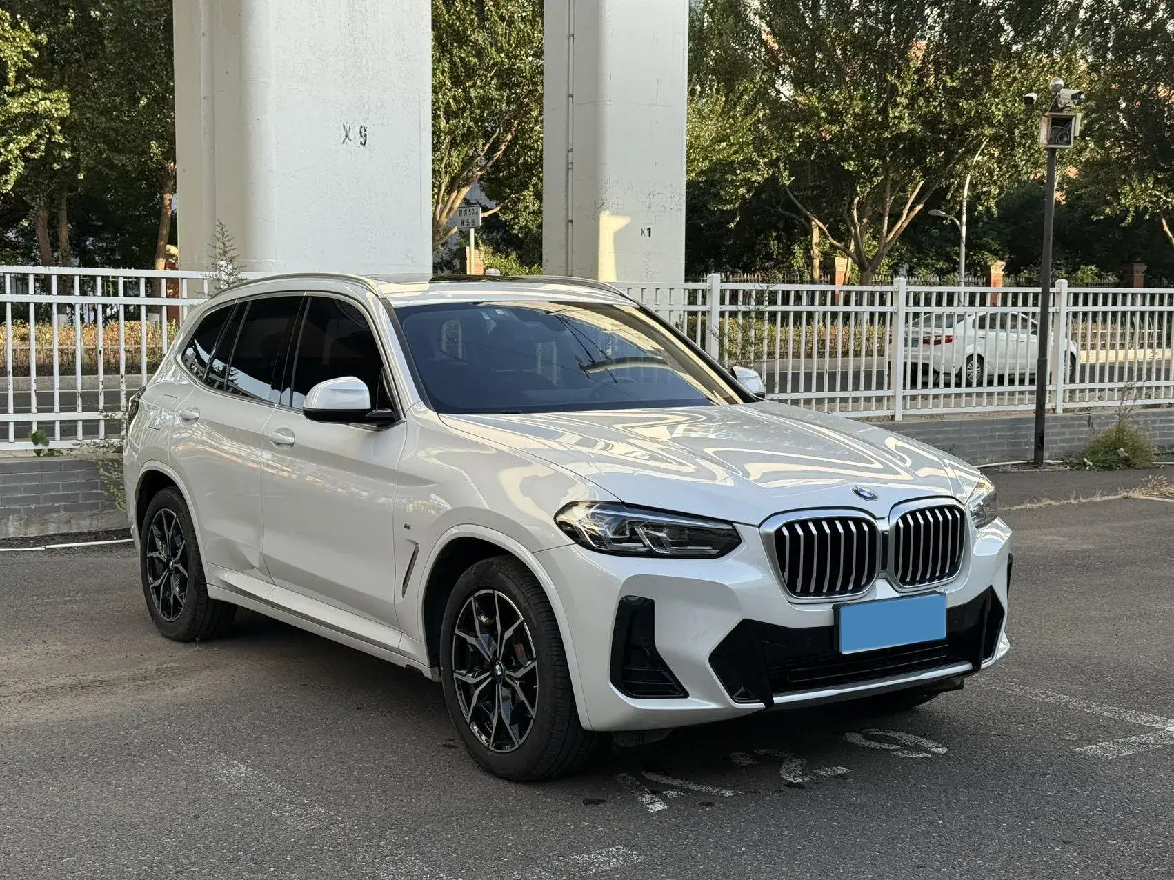 2022 BMW X3 thumbnail 3