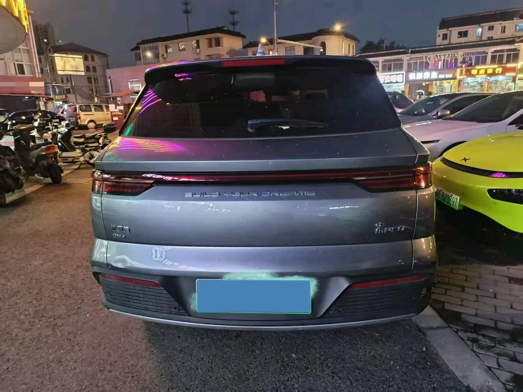 2023 BYD SONG thumbnail 4