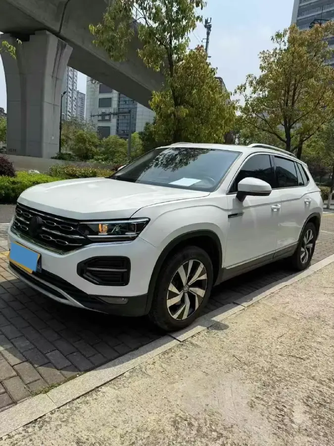 2020 Volkswagen Tayron 2.0T 186HP L4 7DCT