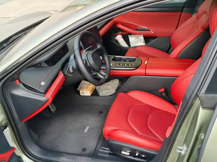 2024 MI SU7 thumbnail 2