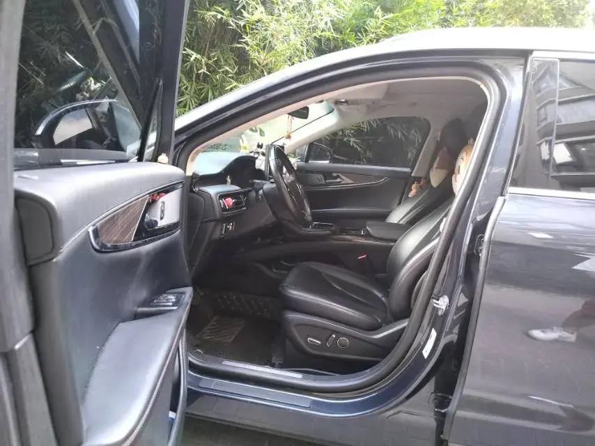 2021 LINCOLN NAUTILUS thumbnail 2