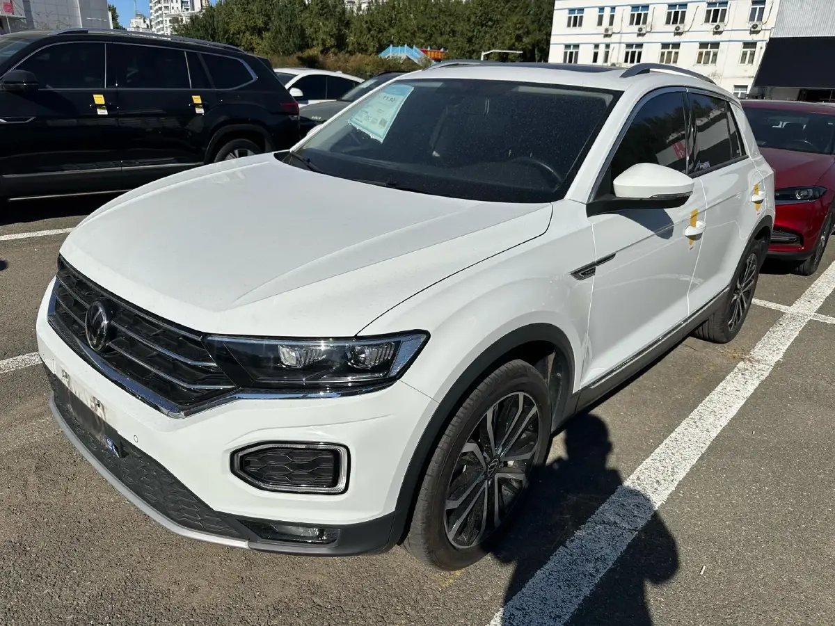 2022 Volkswagen T-Roc 1.4T 150HP L4 7DCT