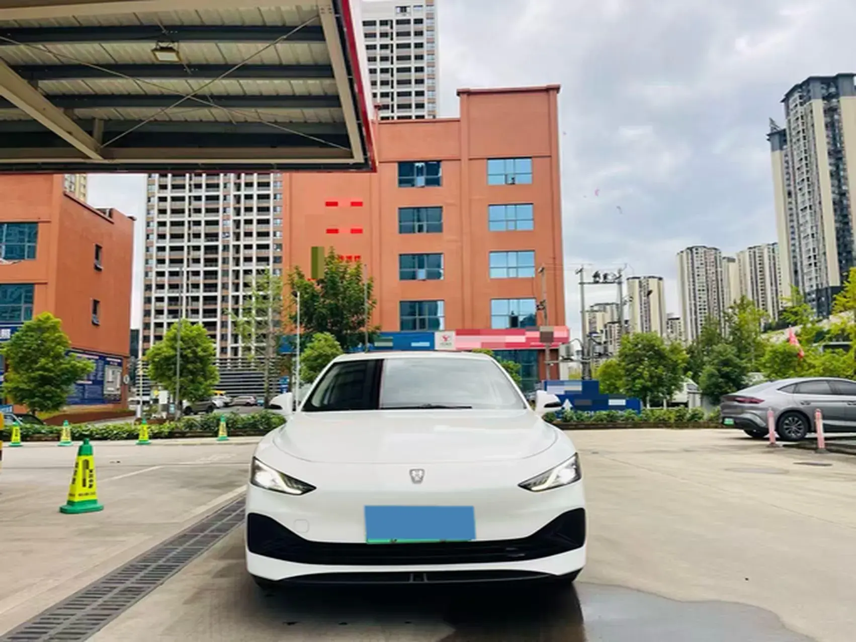 2023 ROEWE D7 thumbnail 3