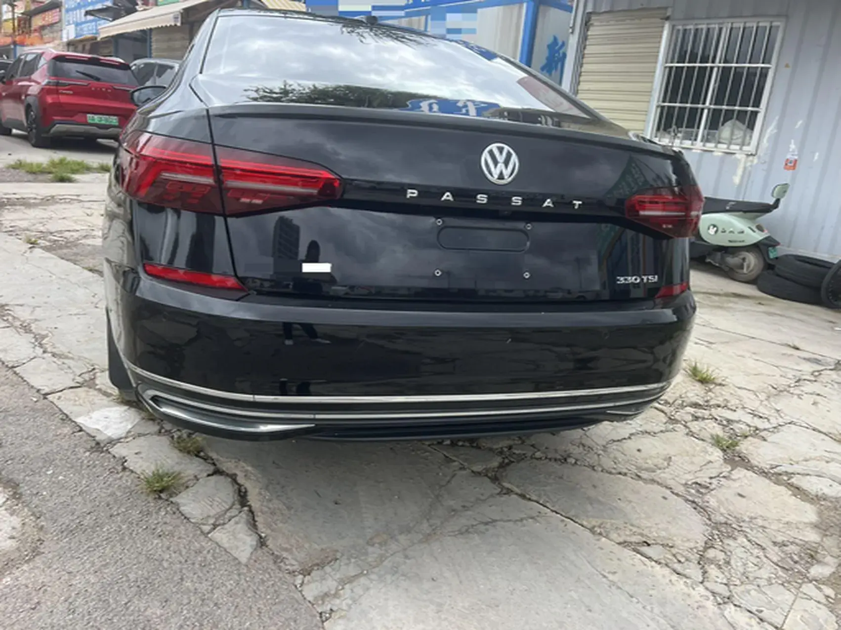 2019 VOLKSWAGEN PASSAT thumbnail 3