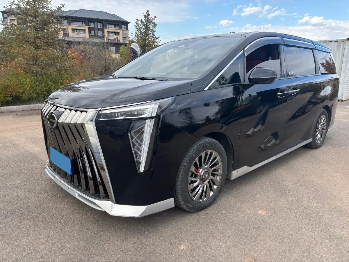 2023 GAC Trumpchi M8 2.0T 252HP L4 8AT