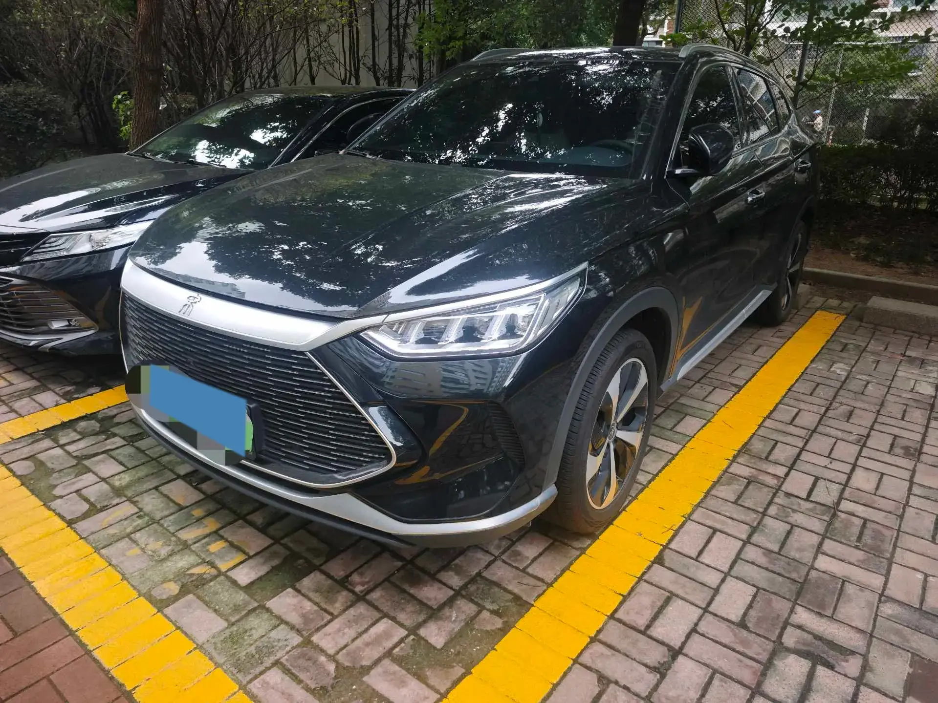2021 BYD SONG view 1