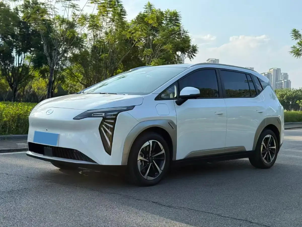 2023 Aion Y BEV 61.7KWH