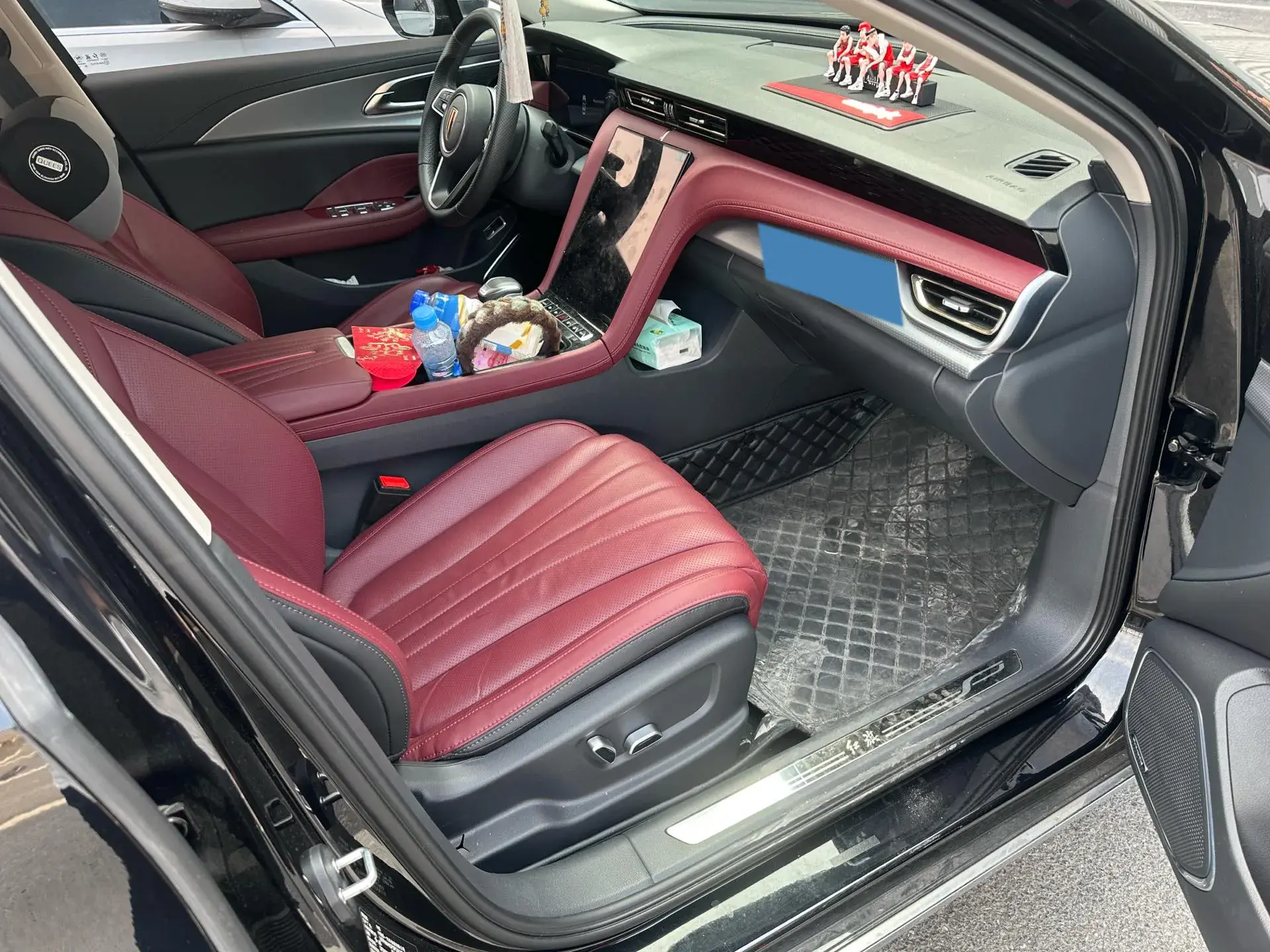 2023 HONGQI H5 thumbnail 4