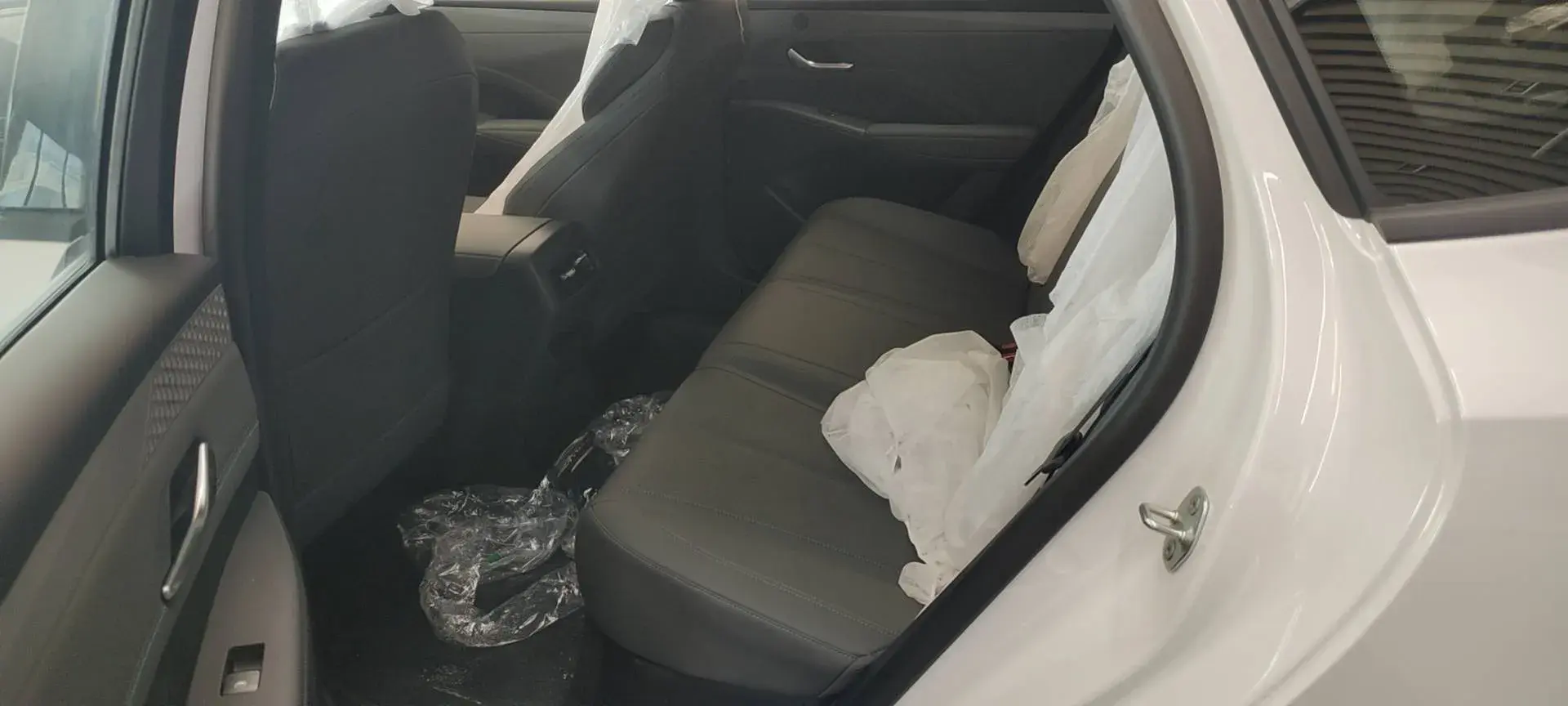 2025 BYD SEAL05 thumbnail 3