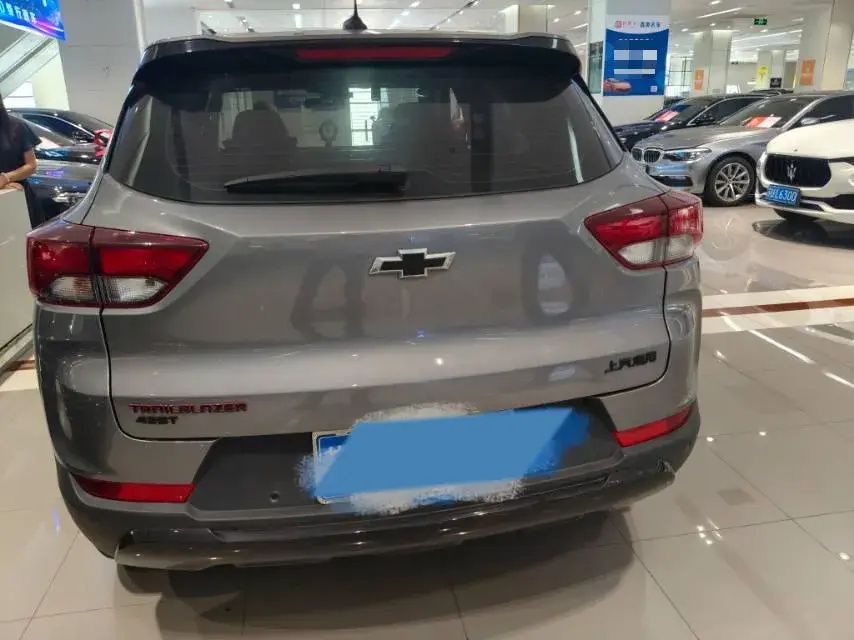 2019 CHEVROLET TRAILBLAZER thumbnail 4