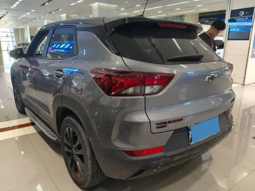 2019 CHEVROLET TRAILBLAZER thumbnail 3