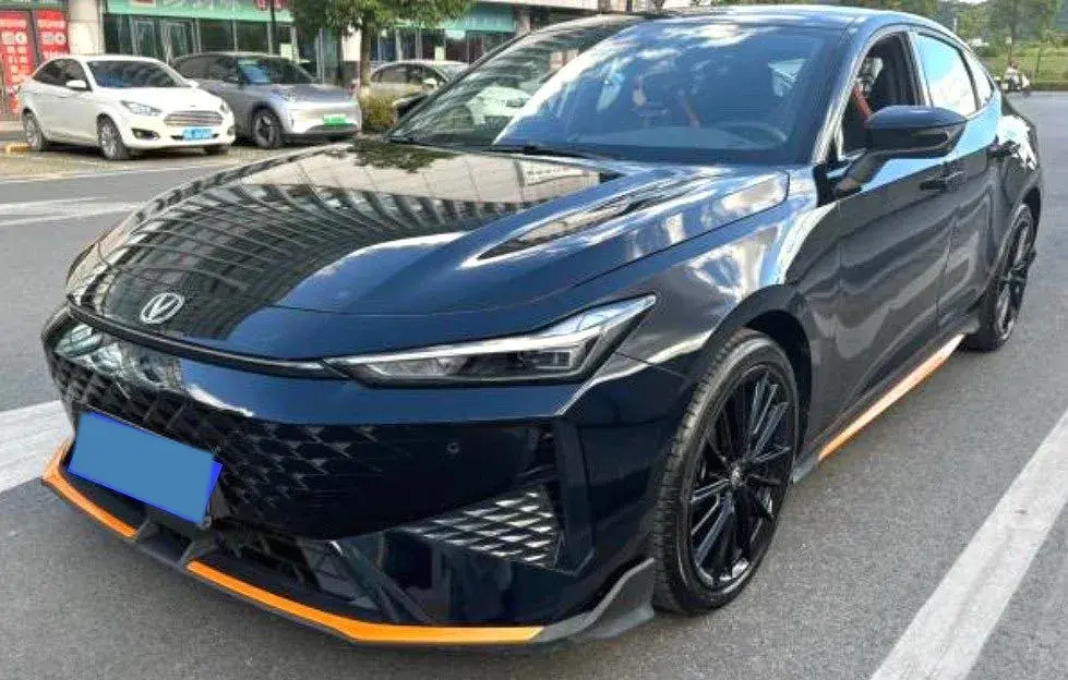 2024 ChangAn UNI-V 1.5T 188HP L4 7DCT