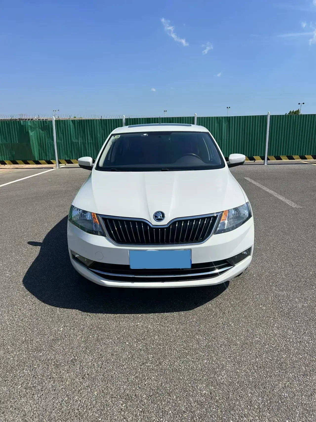2019 SKODA RAPID thumbnail 2