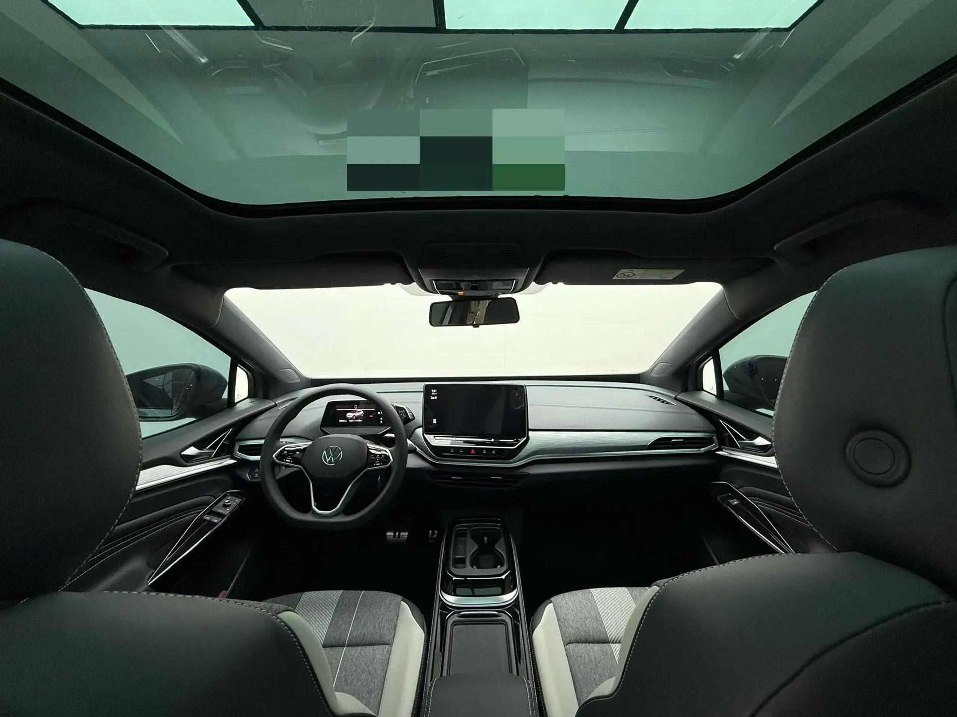 2024 VOLKSWAGEN ID.4 thumbnail 4