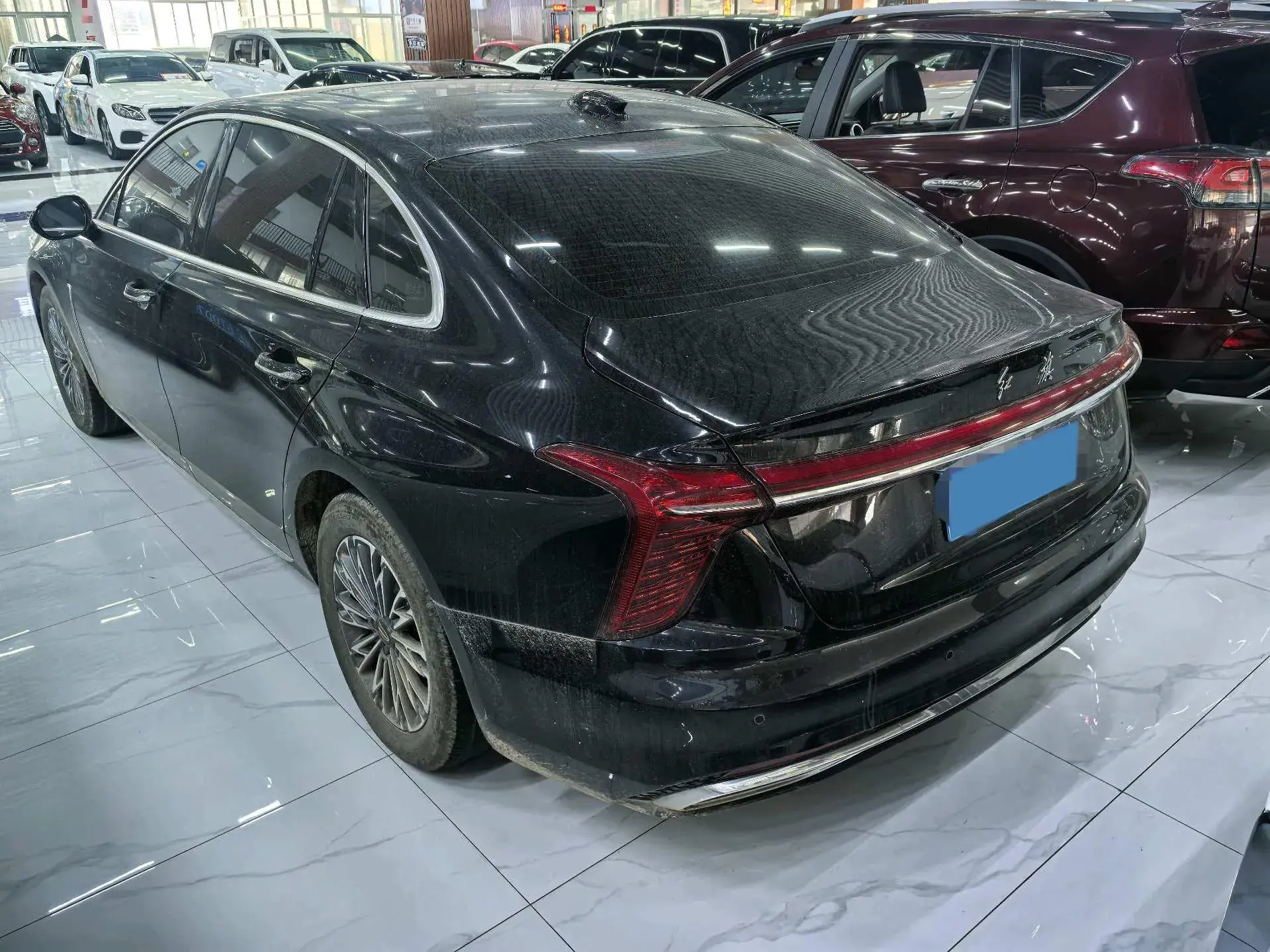 2024 HONGQI H5 thumbnail 4