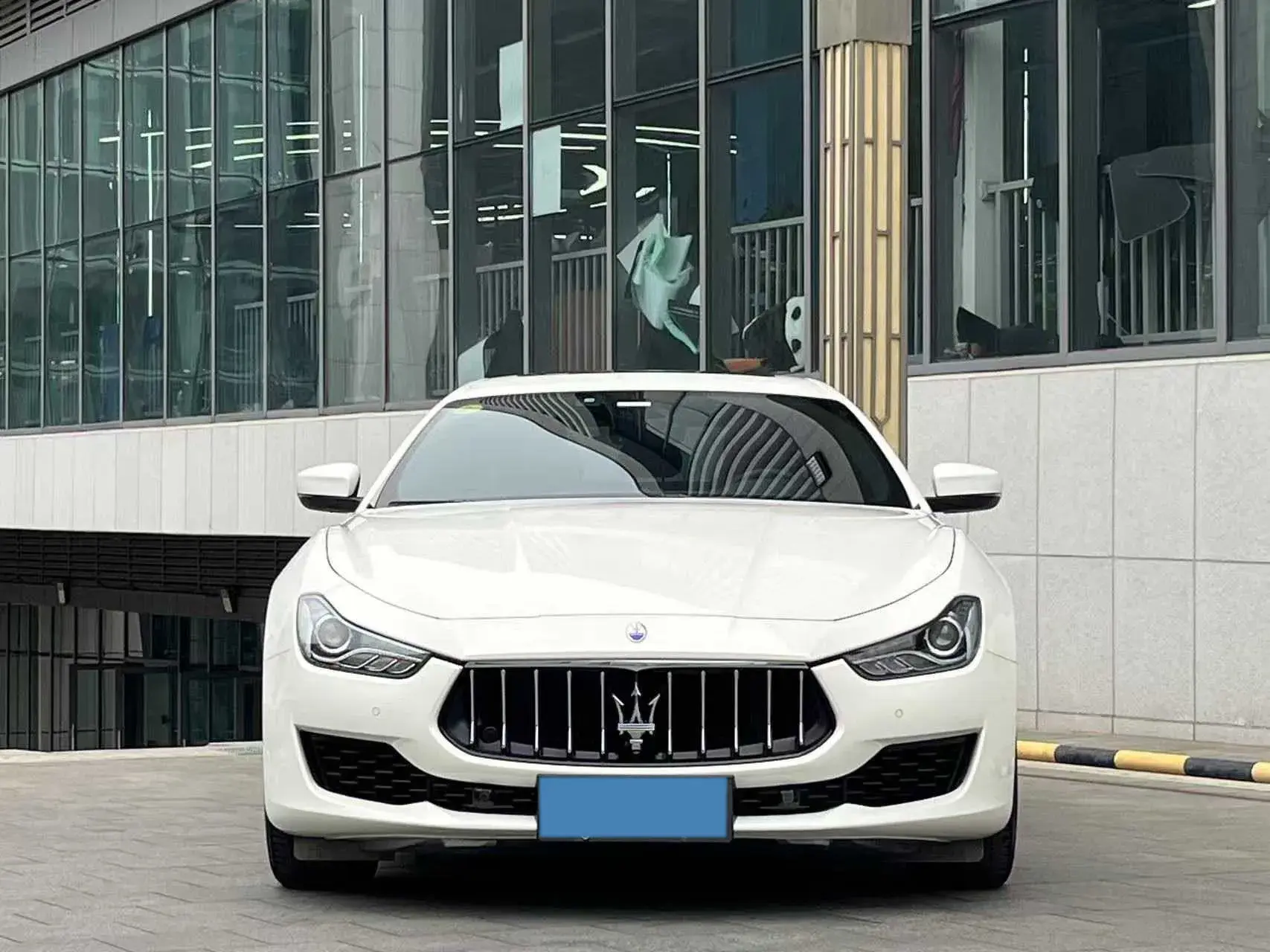 2021 MASERATI GHIBLI thumbnail 2