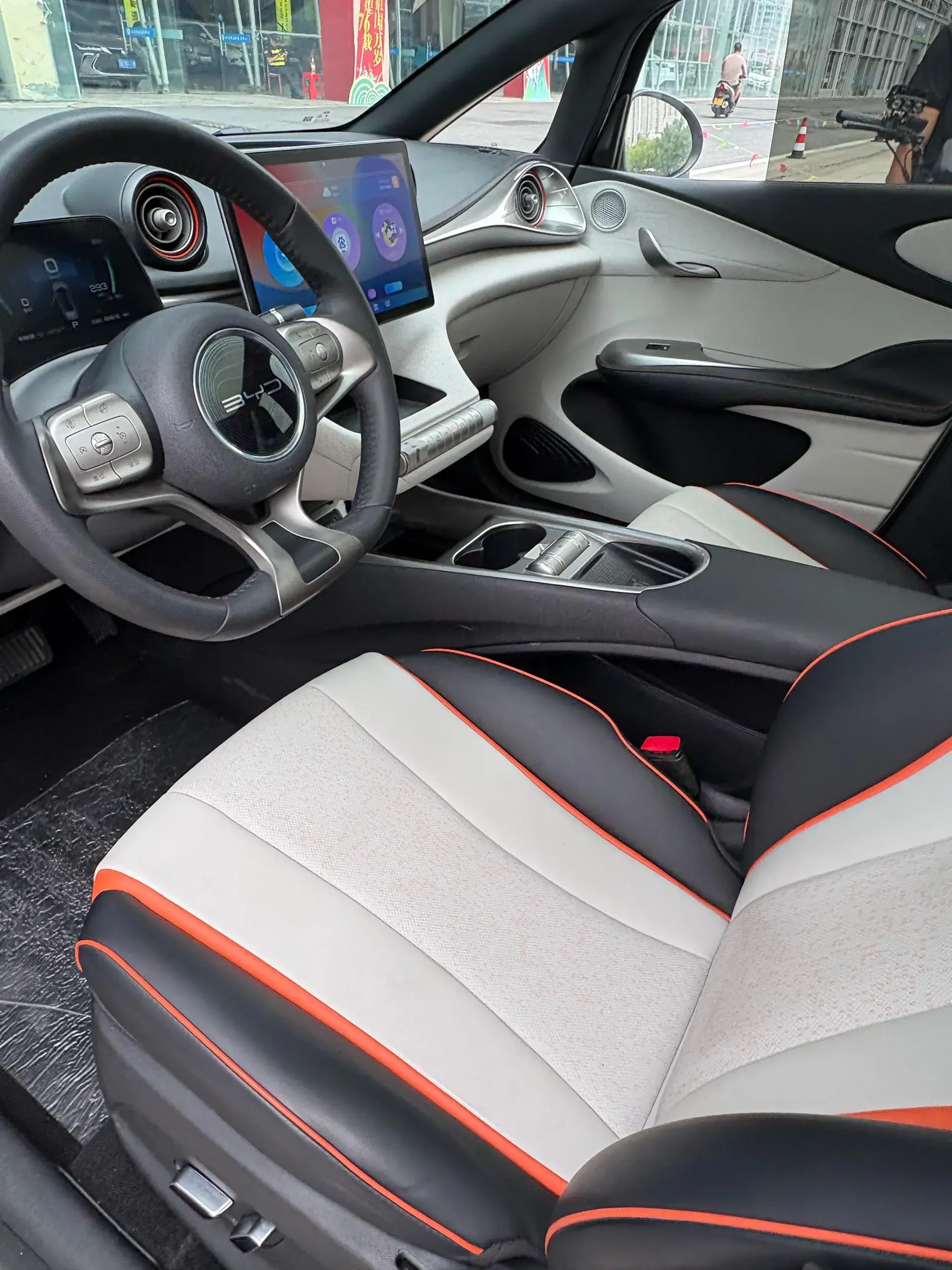 2021 BYD DOLPHIN thumbnail 4