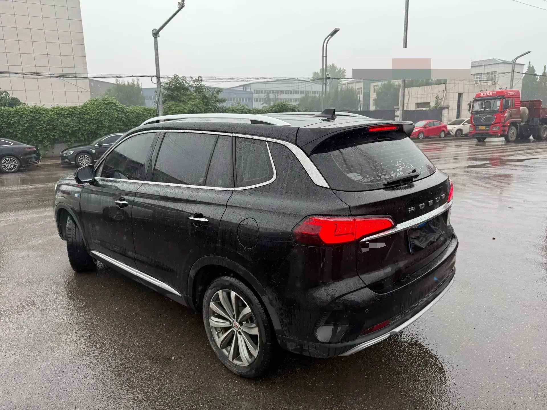 2020 ROEWE I6 thumbnail 4