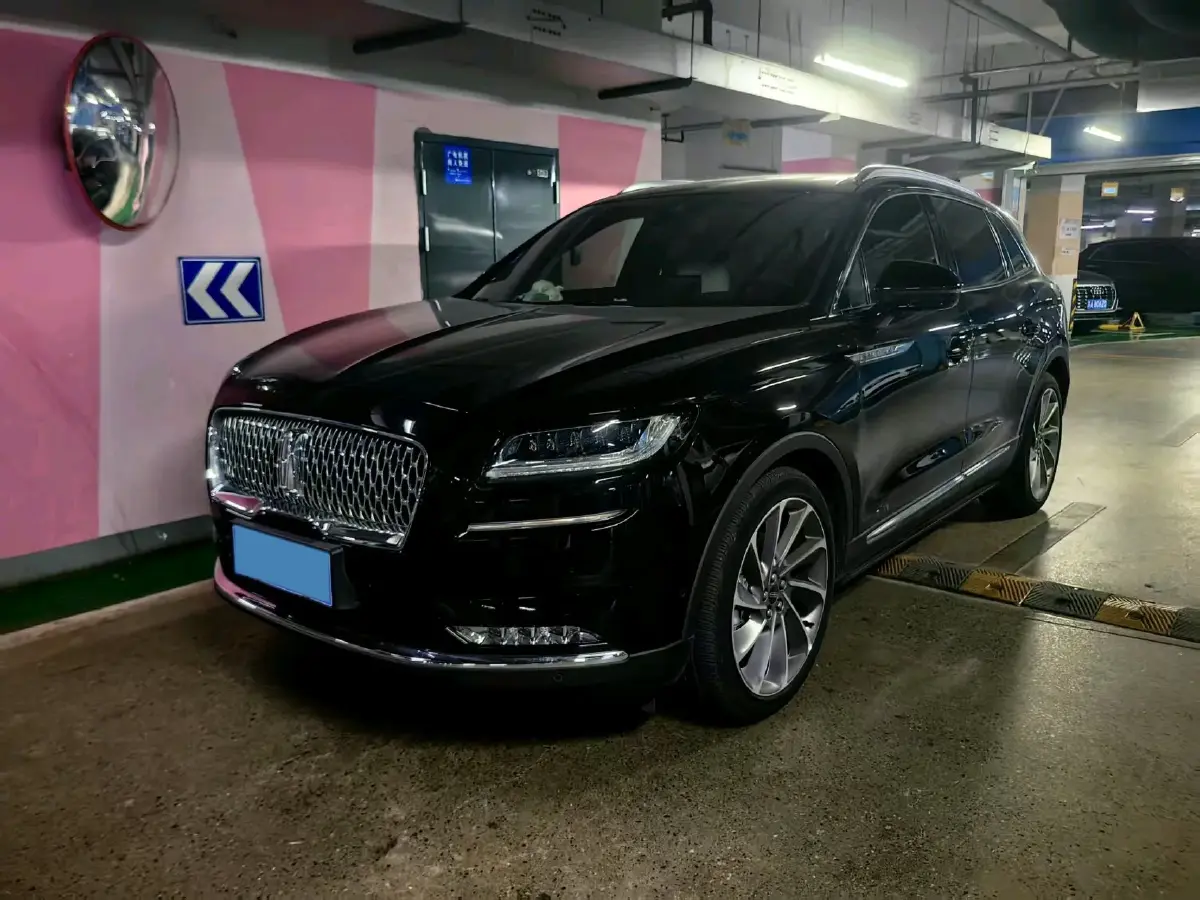 2021 Lincoln Nautilus 2.7T 322HP V6 8AT