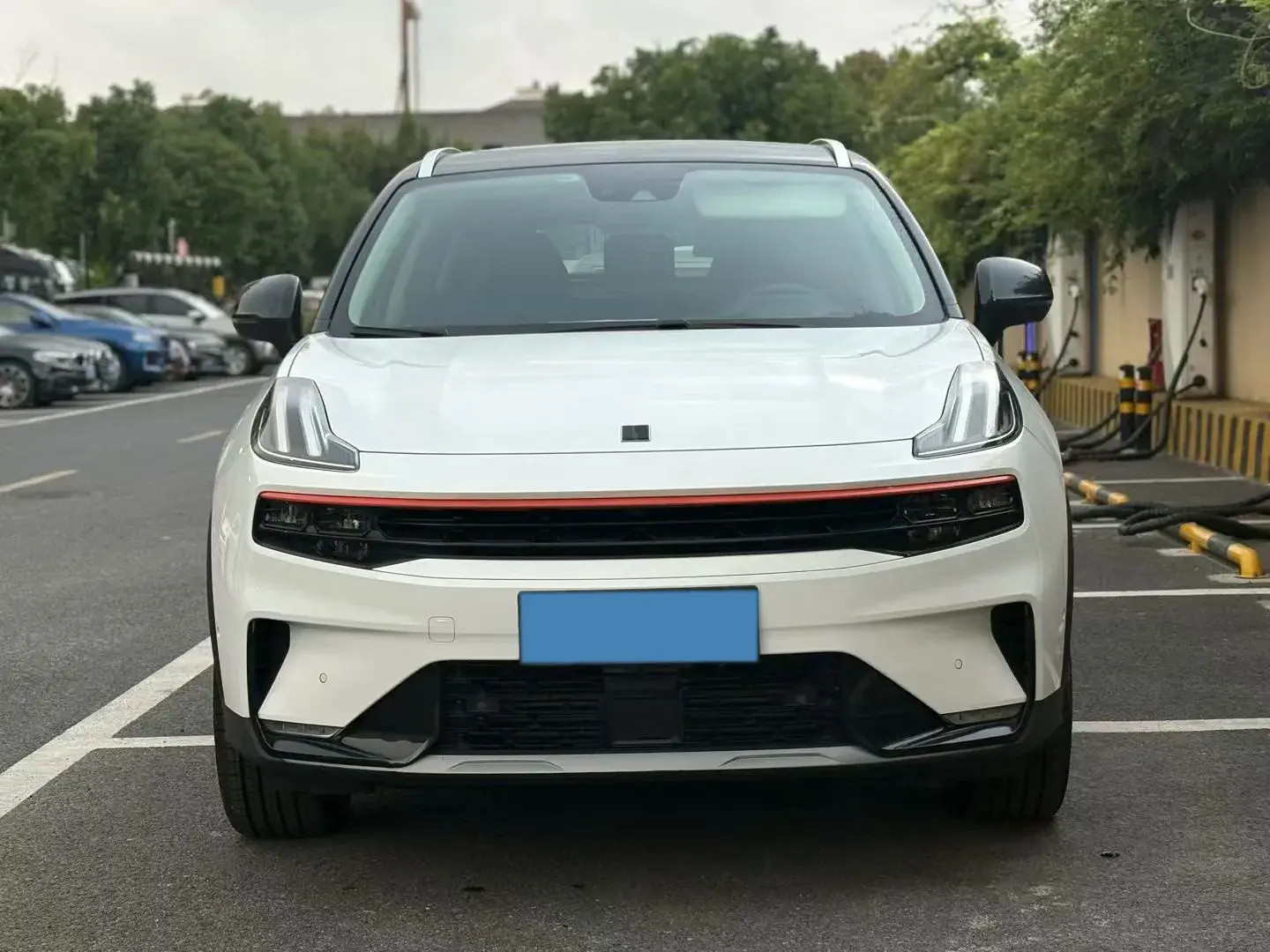 2020 LYNK&CO 06 thumbnail 2