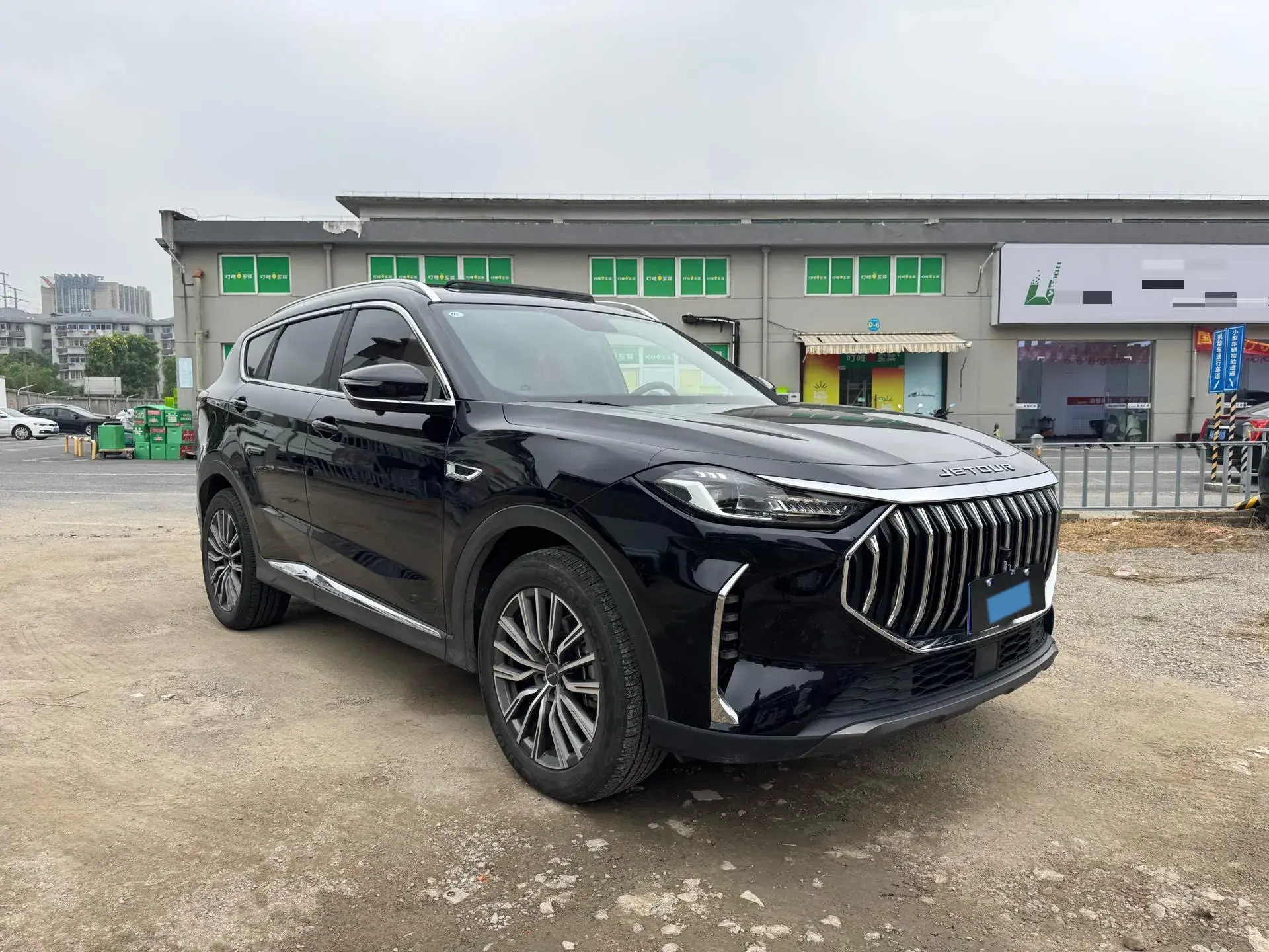 2024 JETOUR X70 thumbnail 3