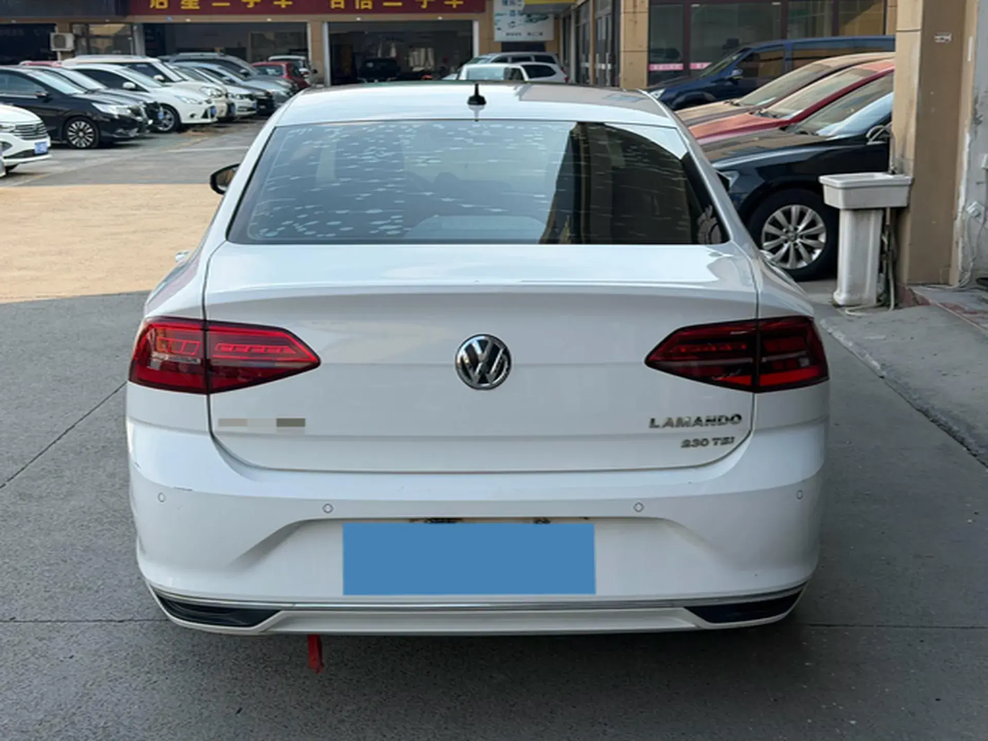 2019 VOLKSWAGEN LAMANDO thumbnail 3