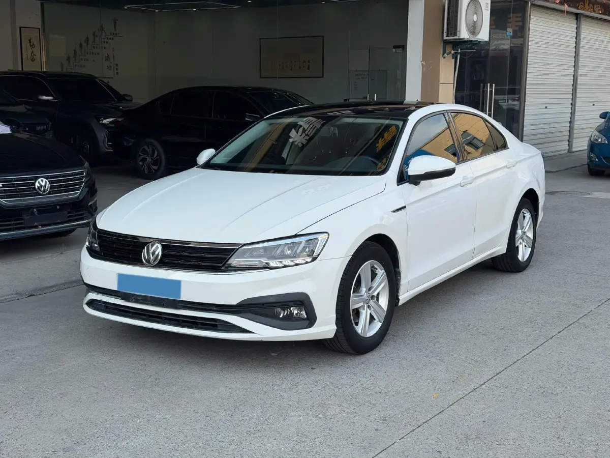 2019 Volkswagen Lamando 1.4T 131HP L4 7DCT