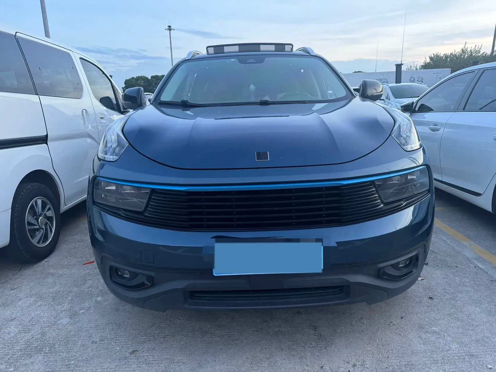 2018 LYNK&CO 01 thumbnail 2