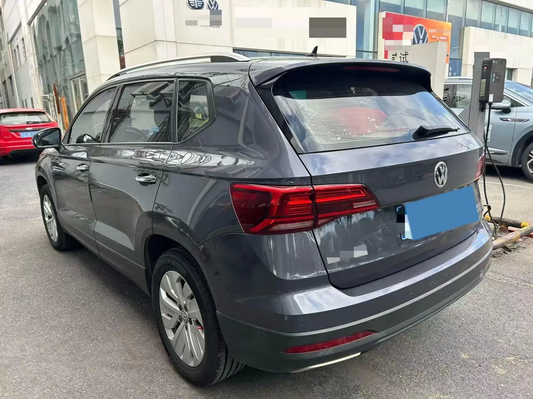 2019 VOLKSWAGEN THARU thumbnail 4